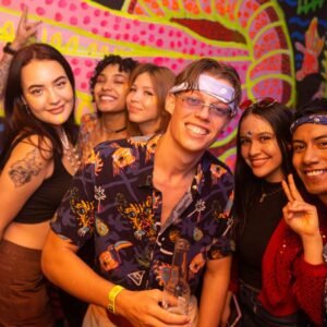 Hippie Fest Medellín — ambiente del festival comunitario